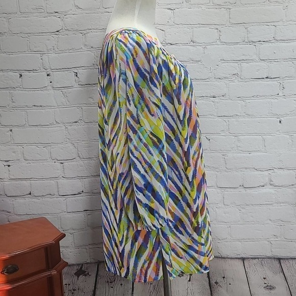 TRINA Turk 100% Silk Water Color design - Picture 5 of 11